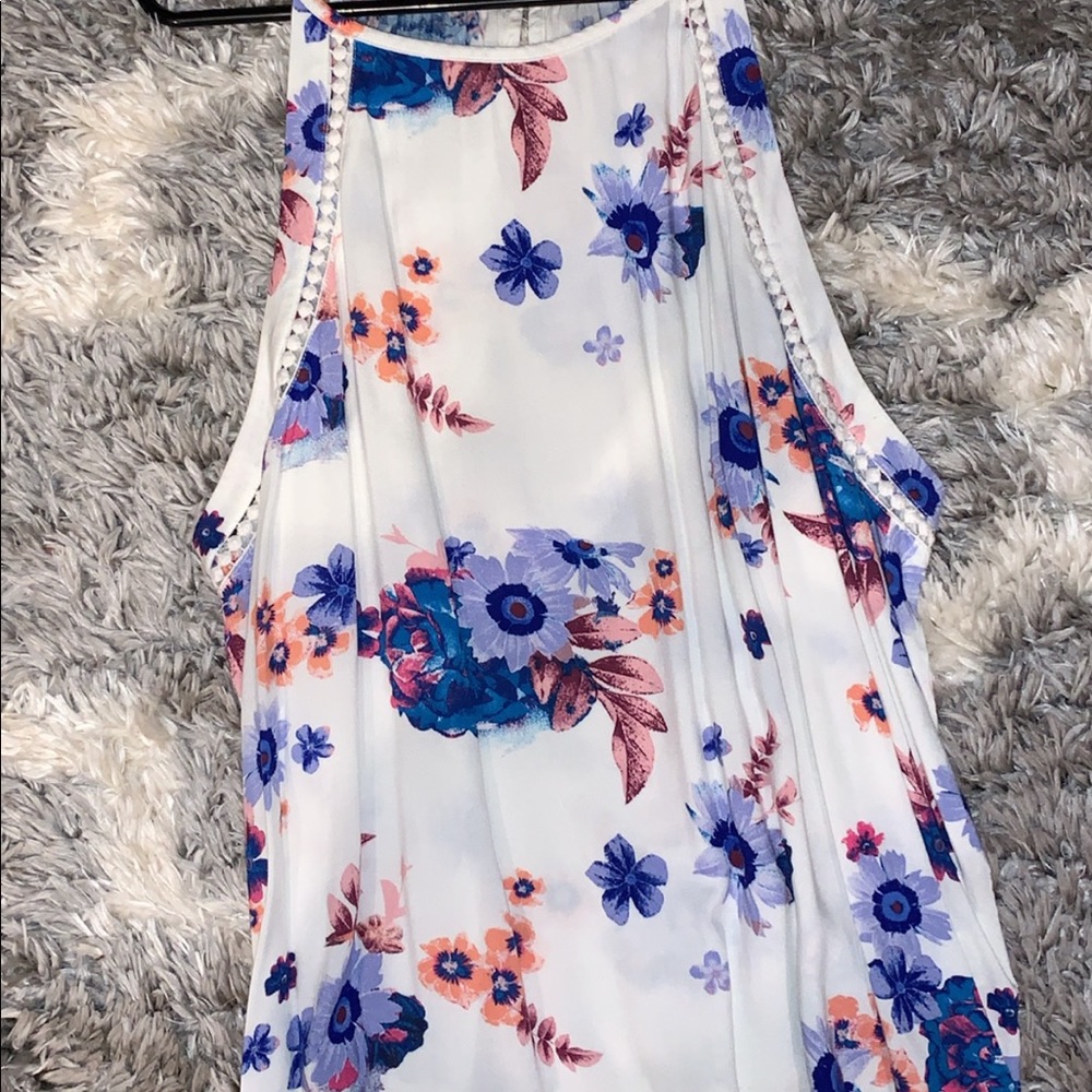 Floral tank